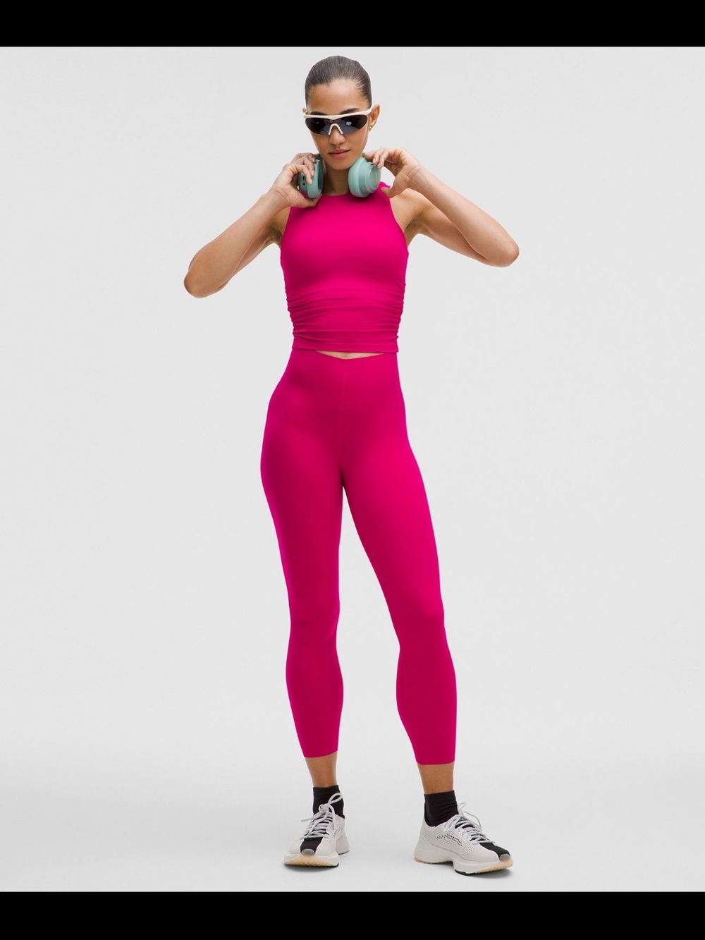 BNWT Lululemon Glow Up HR tight